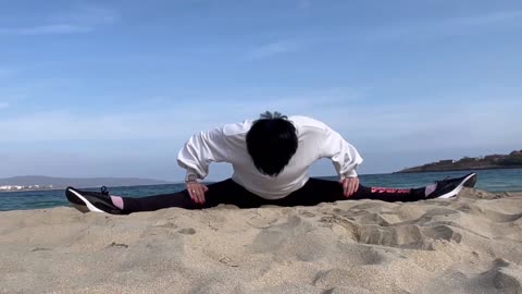 Middle Splits Flexible Yoga stretching split Gymnastics
