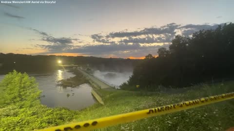 House near 'failing' Rapidan Dam collapses into raging Blue Earth River ABC News