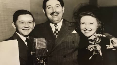 41-12-21 Great Gildersleeve Christmas Gift Mcgee