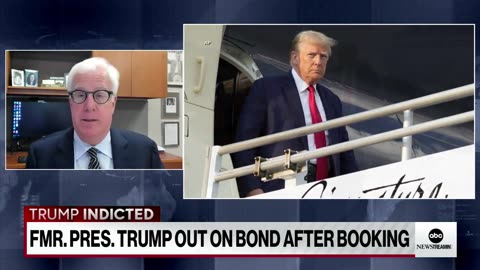 Donald Trump out on bond after being booked at the Fulton County Jail in Atlanta