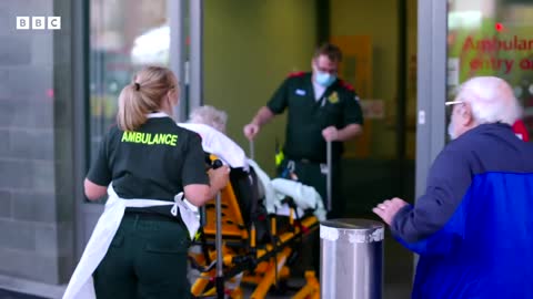Eric & Shirley's story _ Ambulance - BBC