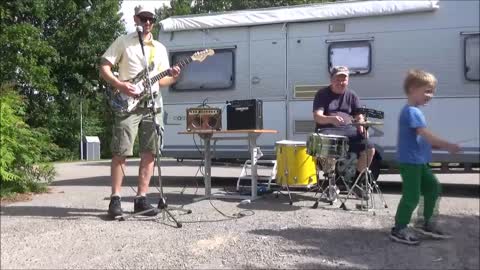 THE CRAZYMEN - HUSVAGN SOLAR OFF GRID CONCERT - LIVE IN BORENSBERG 09/08/2022