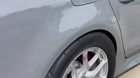 Sound when the car starts. Repair the car.