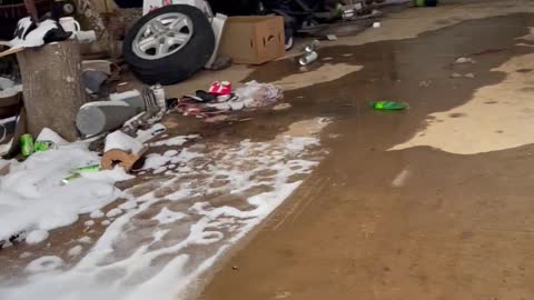 Tractor Lifts Sagging Roof off Truck