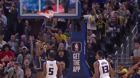 Golden State Warriors - This Steph dime to JK oop last night was CRAZY