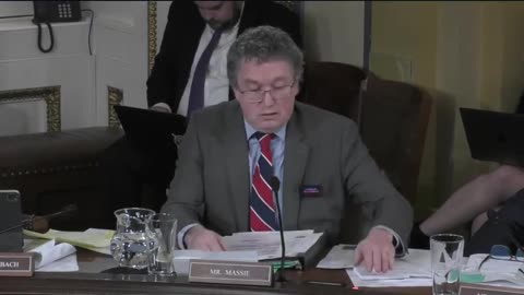 Massie's Fascinating Questioning Of J6 Committee Chair On Deleted Secret Service Texts, Pipe Bombs