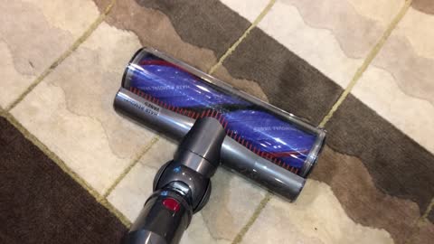 Dyson V12 Detect Slim Cordless Light Vacuum Battery Life Test & Unprofessional Review 405863-01