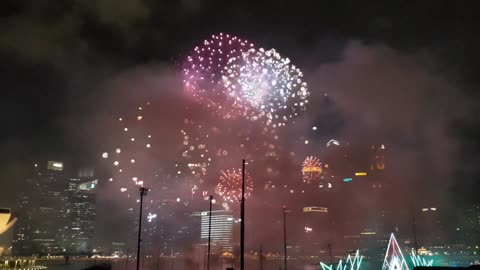 Splendid New Year Fireworks Festival in Singapore