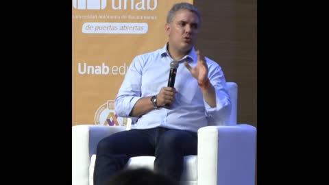 Ivan duque en debate de la unab