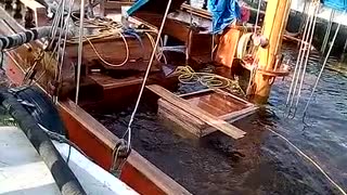 Velero se hunde en la bahía de Manga