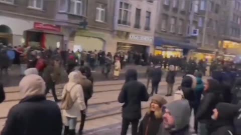 Luxembourg - More footage of Police attacking Freedom Protesters