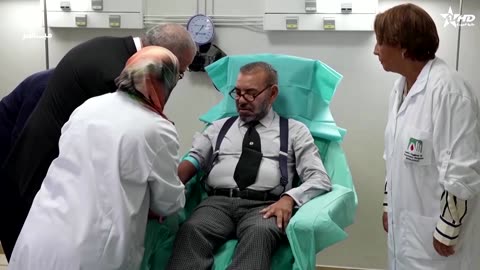 Morocco's King visits quake survivors in hospital