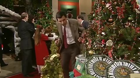 Christmas Shopping _ Funny Clip _ Classic Mr Bean()