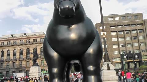 Fernando Botero en Bellas Artes - Caballo de Botero