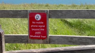 No PHONE SIGNAL BEYOND this point : How do they know ? 📞🧐