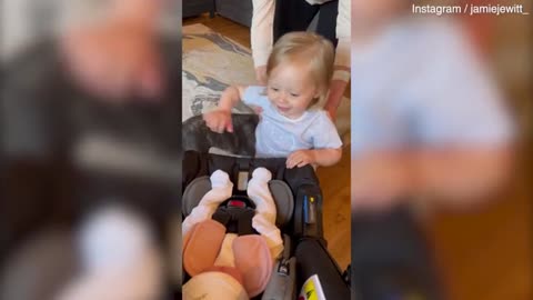 Viral Video- Camilla Thurlow and Jamie Jewitt welcome their second daughter