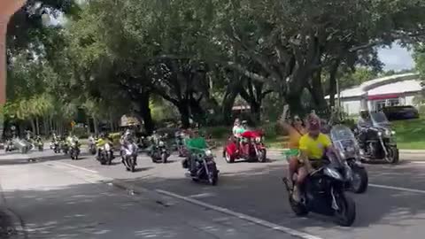 Bolsonaro o Presidente mais popular do Mundo em motociata em Orlando ...
