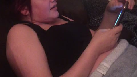 Pregnant girl hits the giggles