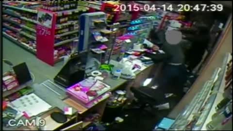 Shopkeeper fights off knife-wielding robber