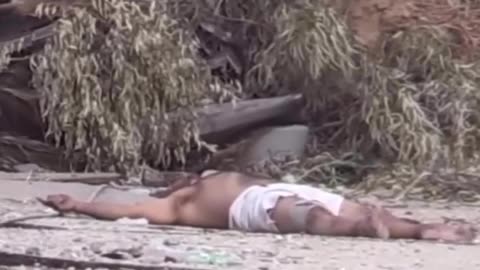 ►🚨▶◾️🇮🇱⚔️🇵🇸🤝 An Israeli occupation sniper fires at anyone attempting to aid the wounded