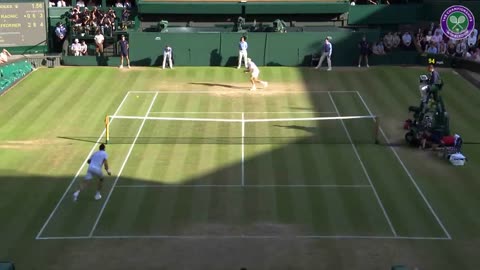 Roger Federer - 10 Incredible Passing Winners at Wimbledon