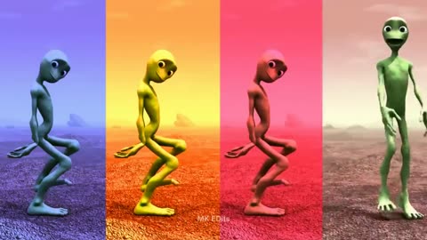 A very funny Dame Tu Cosita dance