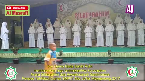 Kur Gema Nada Santri Putri membawakan lagu terimakasihku ku ucapkan Acara Silaturahmi dan Awwalusana