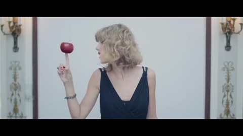 Taylor Swift - Blank Space - Music Video
