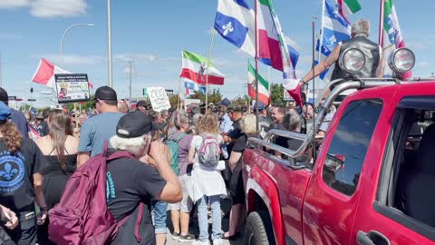 Les manifestants de Gatineau se préparent à défiler contre le passeport et l'obligation vaccinaux