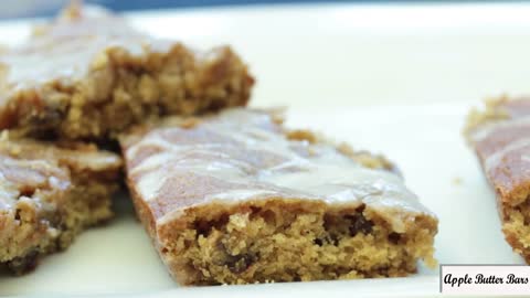 CAN YOU MAKE THESE DELICIOUS APPLE BARS