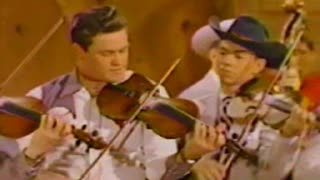 Bill Monroe (Introduction by Ernest Tubb) - Close By = Grand Ole Opry 1957