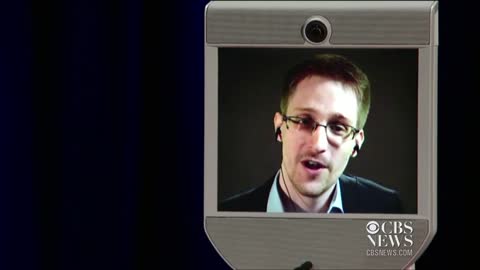 Edward Snowden PRISM surveillance software not just about metadata DOCUMENTARIO Il whistleblower statunitense Edward Snowden, che nel 2013 ha rivelato i programmi segreti di raccolta di informazioni condotti da NSA,CIA,FBI,GCHQ