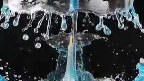 The splash in slow motion, it's beautiful, it's amazing