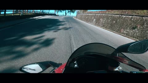 RIDING MY RSV 1000 R '04 in Italy
