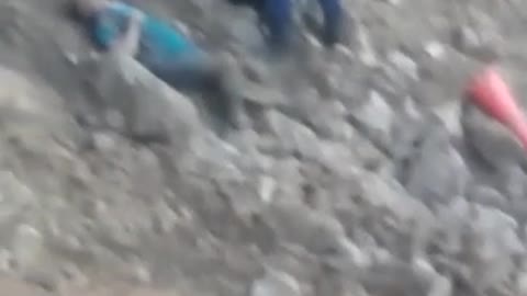 Video: Camión cisterna que intentó transitar por vía Curos – Málaga cayó por un barranco