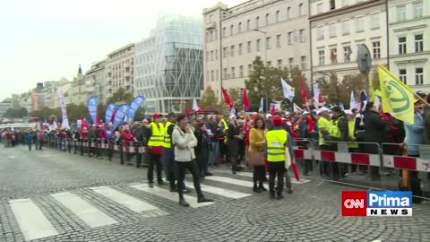 Pokud se nevyřeší současná krize, může být ohrožen celý politický systém, varuje Blažek