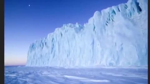 THE ICE WALL: WATER IS FLAT