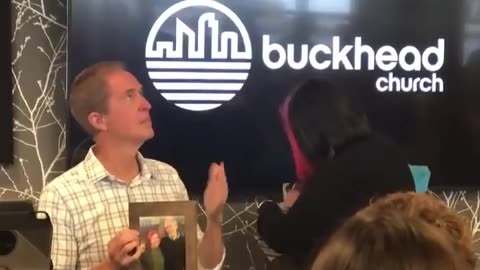 Andy Stanley Weeps as He Accepts Gift