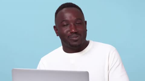 Hannibal Buress Uses Secret Online Profiles for Chatting _ GQ India