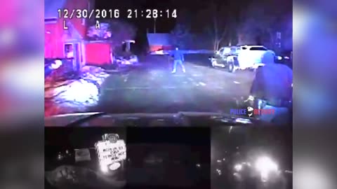 Dashcam Man Gets Shot After Attacking Police With Log Chain