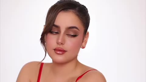 Amazing Makeup with Red Dress