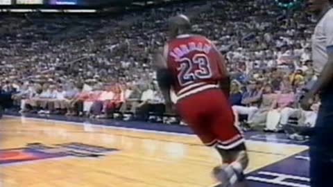 Bulls@Suns.09.06.93 Game 1 Clip 28