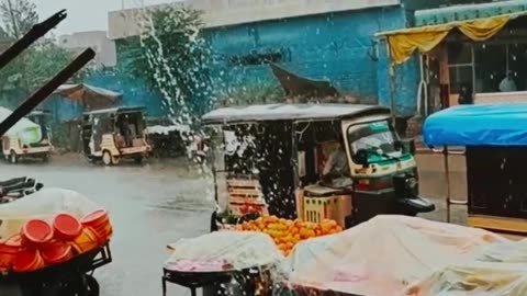 Rain | Rain in Sabzi mandi | Pakistan #pakistan #weather #rain