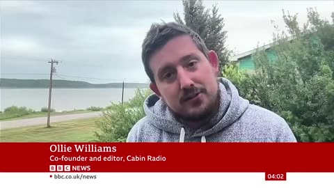 Canadian wildfires_ Yellowknife evacuates 20,000 people - BBC News