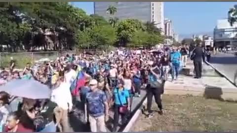 Maduro protestos contra salários baixos na Venezuela