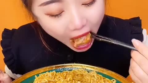 Dandan noodles with eel