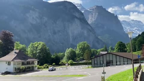 Lauterbrunnen Valley, a little Piece of Heaven in Switzerland😍😍👌🍂🌳