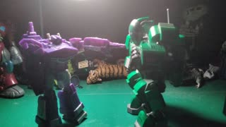 Hydrostomper versus Shockwave