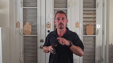 How To Properly “Clear” A Handgun And Make It “Safe” Step-By-Step