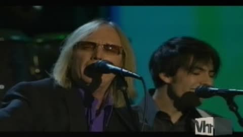 Tom Petty with Jeff Lynne and Dhani Harrison - Handle With Care